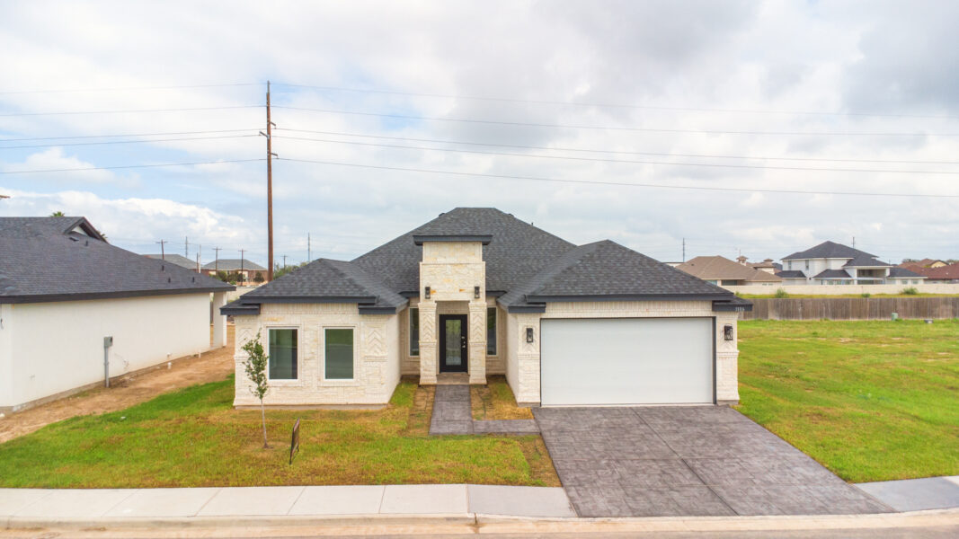 1106 Wesley St, Pharr